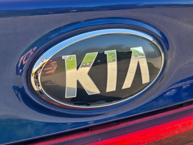 Used 2019 Kia Forte LXS FWD image 17