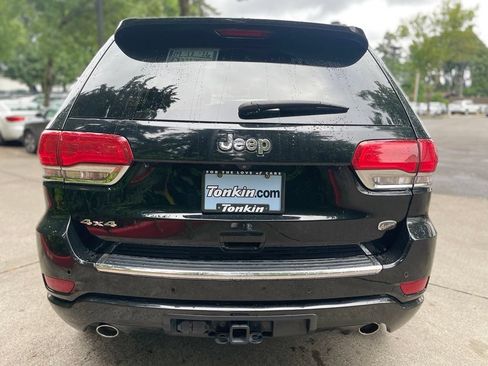 Used 2018 Jeep Grand Cherokee Overland AWD/4WD image 5