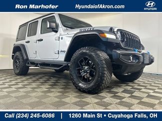Used 2024 Jeep Wrangler Unlimited AWD/4WD video 1