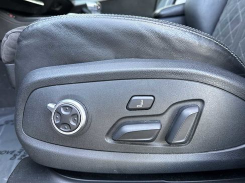 Used 2019 Audi S5 Premium Plus w/ Premium Plus image 16