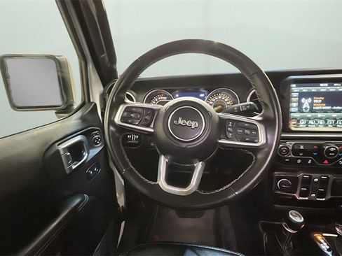Used 2021 Jeep Gladiator Overland w/ Uconnect 4C Nav & Sound Group image 13