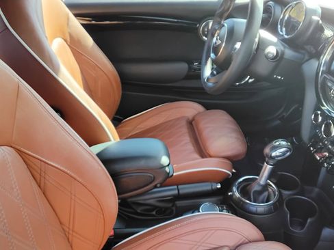 Used 2017 MINI Cooper S image 26