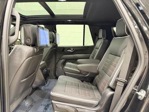 Used 2025 GMC Yukon AT4 Ultimate AWD/4WD image 45