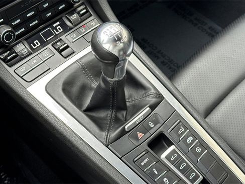 Used 2017 Porsche 911 Carrera image 24