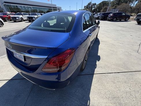 Used 2021 Mercedes-Benz C 300 Sedan image 4