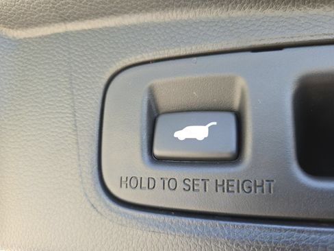 Used 2025 Honda CR-V EX-L image 22