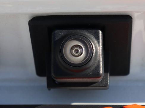 Used 2021 Chevrolet Malibu Premier image 47