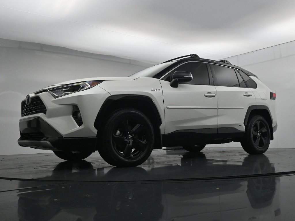 Used 2020 Toyota RAV4 XSE w/ All Weather Liner Package AWD/4WD image 35