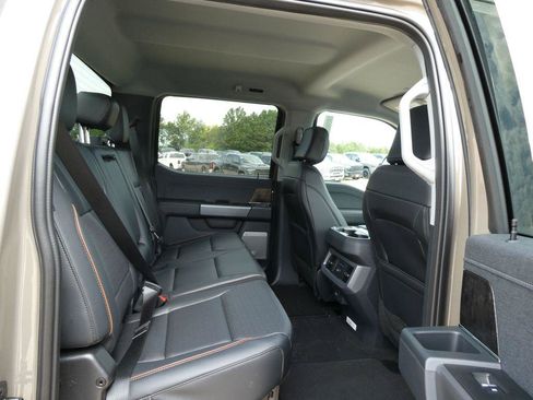 New 2026 Ford F250 Lariat AWD/4WD image 13
