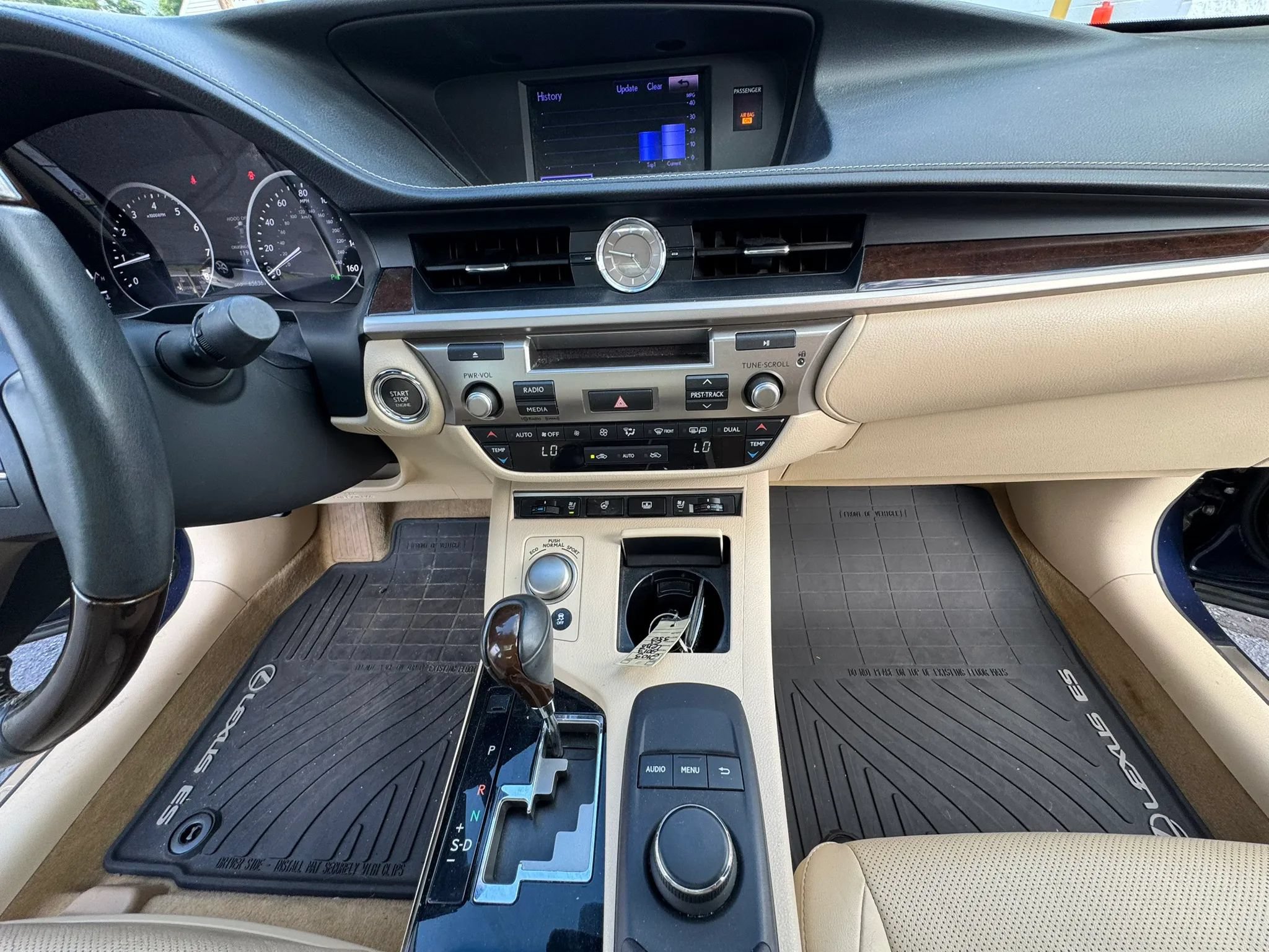 Used 2013 Lexus ES 350 FWD image 17