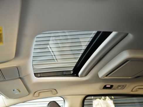 Used 2025 Honda Odyssey Touring image 20