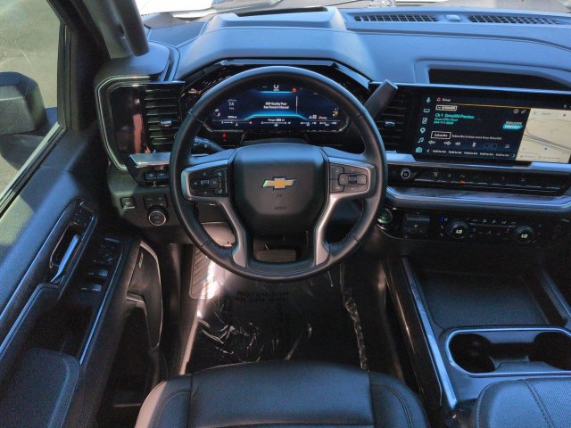 Used 2025 Chevrolet Silverado 3500 LTZ w/ LTZ Plus Package AWD/4WD image 16