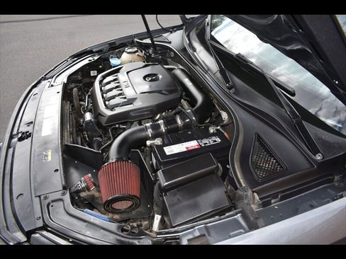 Used 2018 Volkswagen Passat 2.0T R-Line image 40