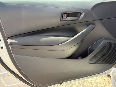 Used 2026 Toyota Corolla LE FWD image 12