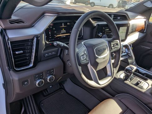 New 2026 GMC Sierra 1500 Denali w/ Denali Reserve Package image 12