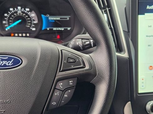 Used 2024 Ford Edge SE image 28