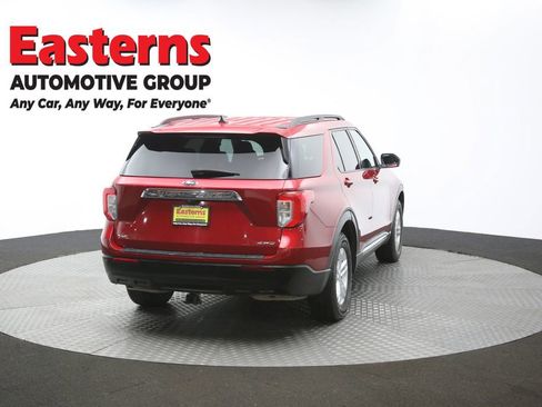 Used 2021 Ford Explorer XLT image 39