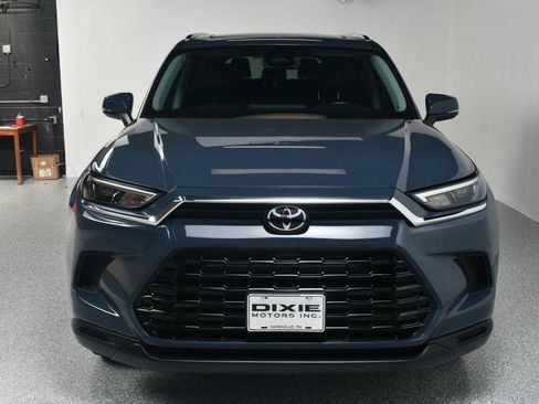 Used 2024 Toyota Grand Highlander AWD Hybrid image 17