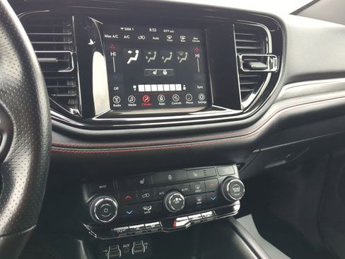 Used 2023 Dodge Durango GT image 25