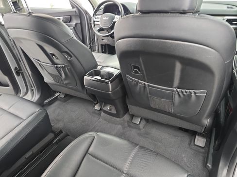 Used 2022 Kia Telluride SX w/ Nightfall Edition Package image 11