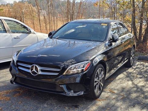 Used 2021 Mercedes-Benz C 300 Sedan image 2