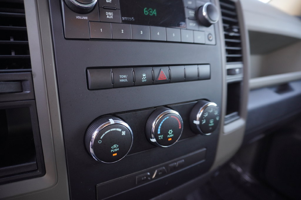 Used 2012 RAM 1500 Express RWD image 17