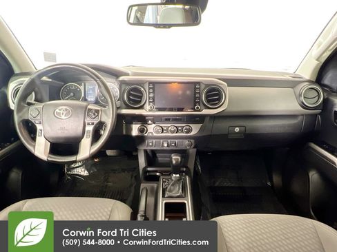 Used 2022 Toyota Tacoma SR5 AWD/4WD image 7
