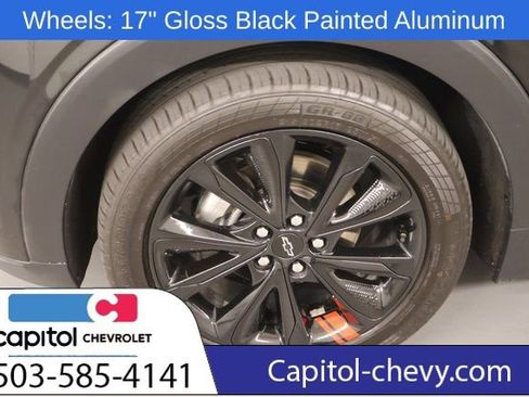 Used 2023 Chevrolet Bolt EUV LT w/ Redline Edition FWD image 9