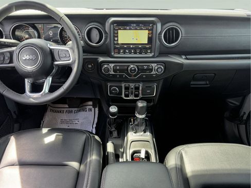 Used 2023 Jeep Gladiator Overland w/ Popular Equipment Package AWD/4WD image 12