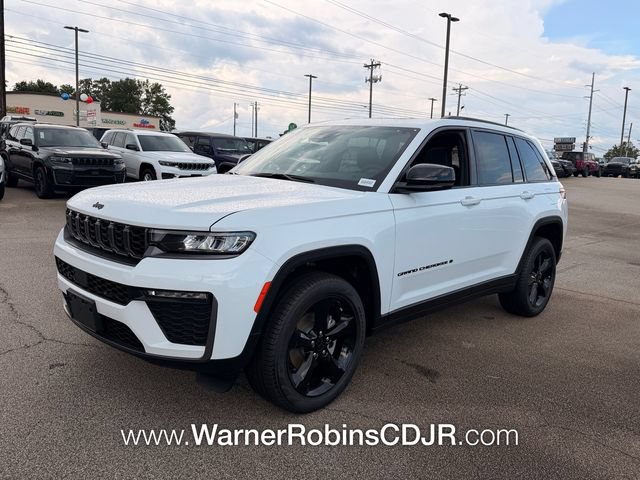 New 2026 Jeep Grand Cherokee Limited w/ Limited Altitude Package RWD image 3