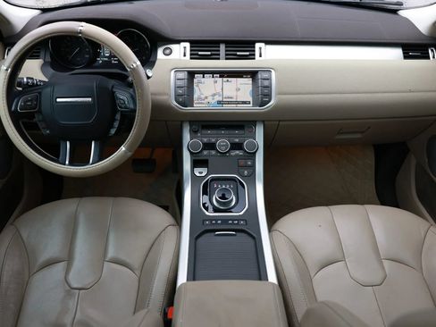 Used 2014 Land Rover Range Rover Evoque Pure Plus AWD/4WD image 2