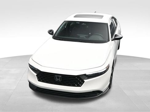 Used 2024 Honda Accord Sport image 30