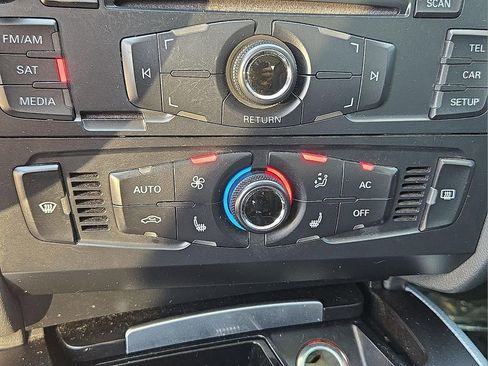 Used 2009 Audi A4 2.0T Premium image 19