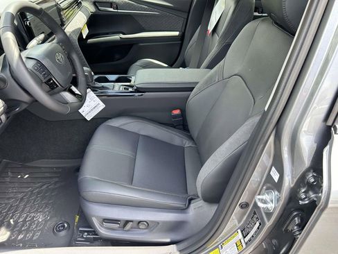 New 2026 Toyota Camry XLE w/ Premium Plus Package FWD image 15