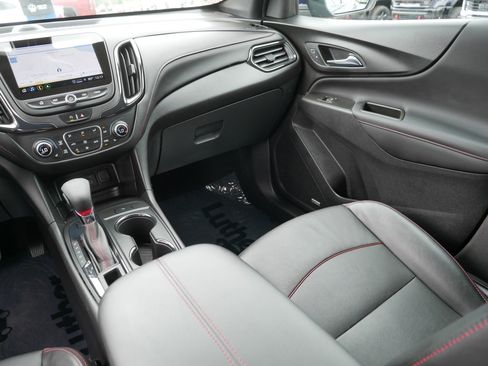 Used 2023 Chevrolet Equinox RS w/ RS Leather Package AWD/4WD image 11