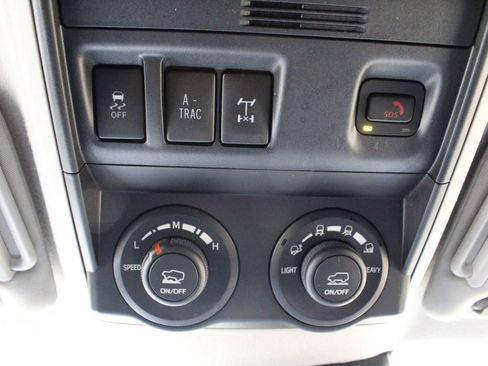 Certified 2024 Toyota 4Runner TRD Off-Road AWD/4WD image 34