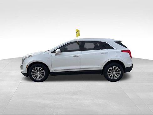 Used 2018 Cadillac XT5 Luxury w/ Driver Awareness Package image 6
