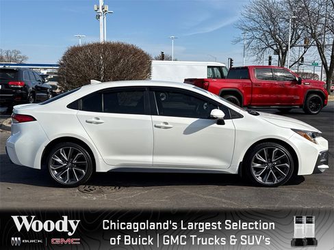 Used 2021 Toyota Corolla SE image 9