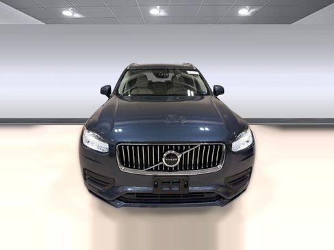 Used 2020 Volvo XC90 T5 Momentum image 6