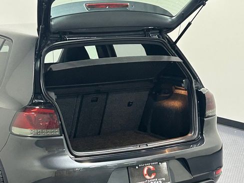 Used 2012 Volkswagen Golf 4-Door image 17