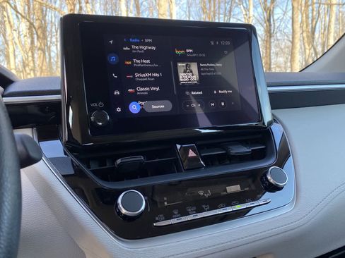 Certified 2026 Toyota Corolla Cross L image 33