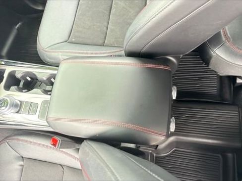 Used 2023 Ford Explorer ST-Line w/ Class IV Trailer Tow Package image 25