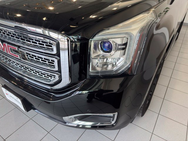 Used 2017 GMC Yukon SLT AWD/4WD image 37