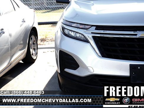 Used 2022 Chevrolet Equinox LS w/ LS Convenience Package FWD image 5
