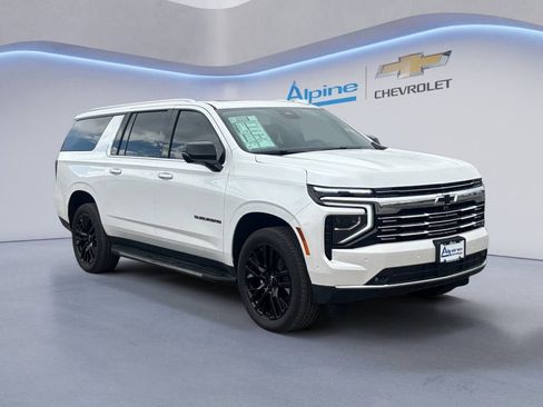 New 2025 Chevrolet Suburban Premier AWD/4WD image 7