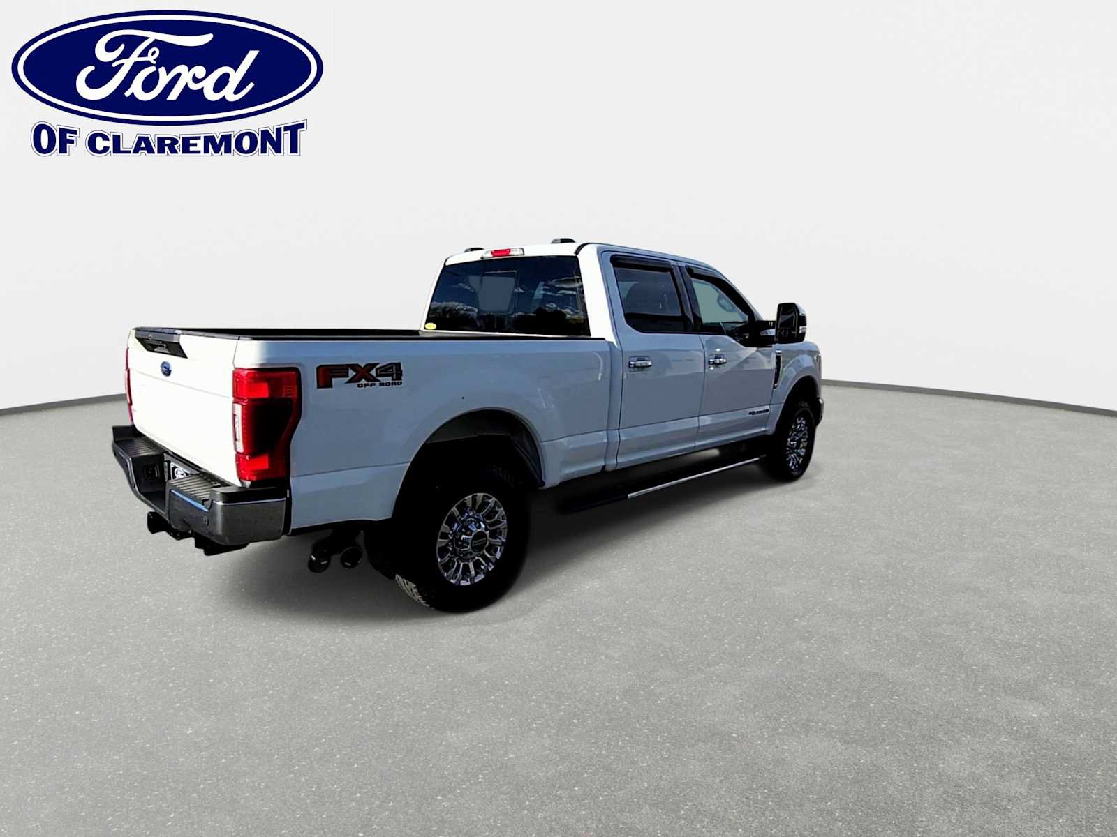 Used 2022 Ford F350 Lariat w/ Lariat Ultimate Package AWD/4WD image 8