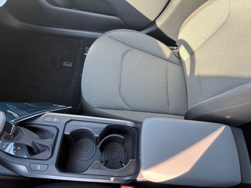 New 2025 Kia K4 LXS image 14