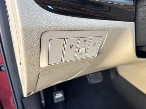 Used 2011 Hyundai Santa Fe Limited w/ Navigation Pkg 4 image 18