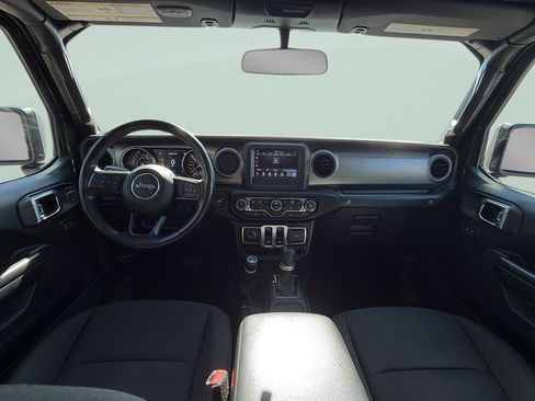 Used 2021 Jeep Wrangler Sport AWD/4WD image 9