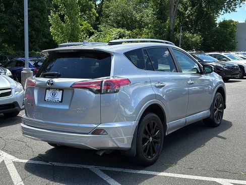 Used 2017 Toyota RAV4 Platinum w/ All Weather Liner Package AWD/4WD image 5